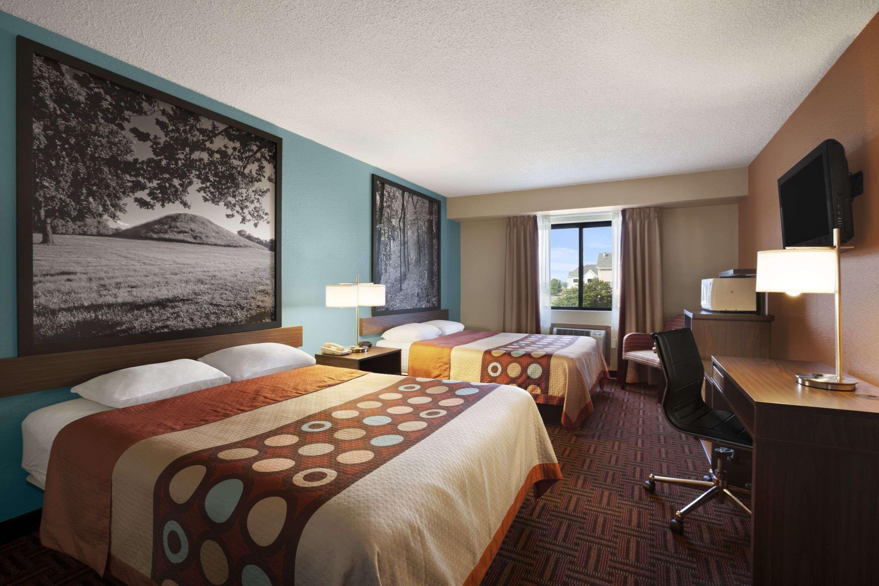 Super 8 By Wyndham Collinsville St. Louis Exterior foto