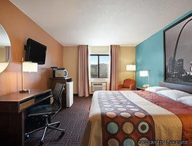 Super 8 By Wyndham Collinsville St. Louis Exterior foto