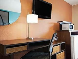 Super 8 By Wyndham Collinsville St. Louis Exterior foto